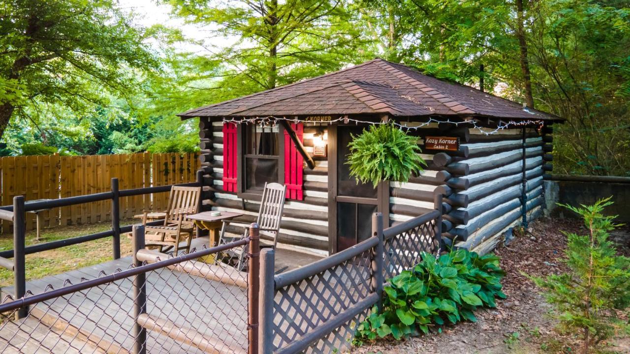 Log Cabin Motor Court Asheville Eksteriør bilde