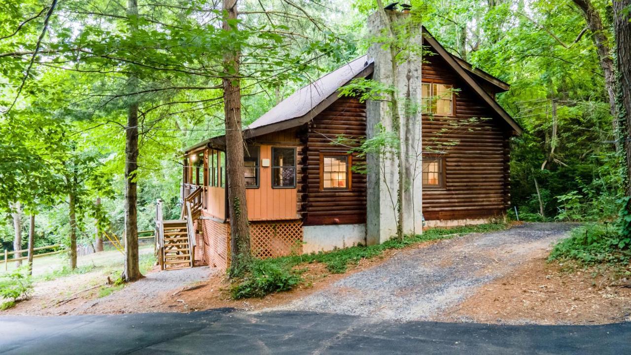 Log Cabin Motor Court Asheville Eksteriør bilde