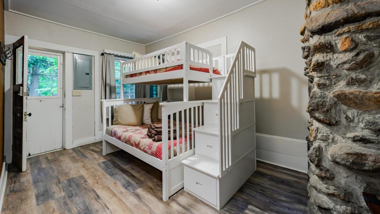 Log Cabin Motor Court Asheville Eksteriør bilde